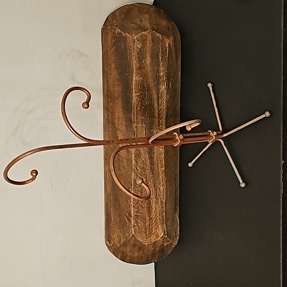 MCM Coffe Mug Tree - Picture 5 of 5